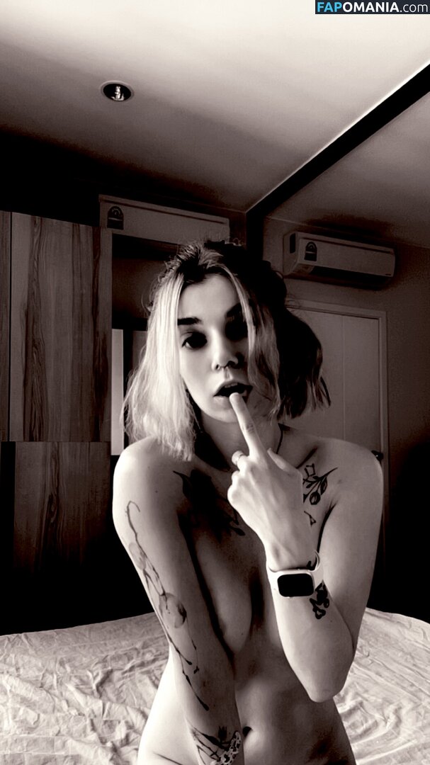 Little Satana / little.satana / s.satana_666 / tomnaya_satana Nago OnlyFans  Przeciekłe zdjęcie #32
