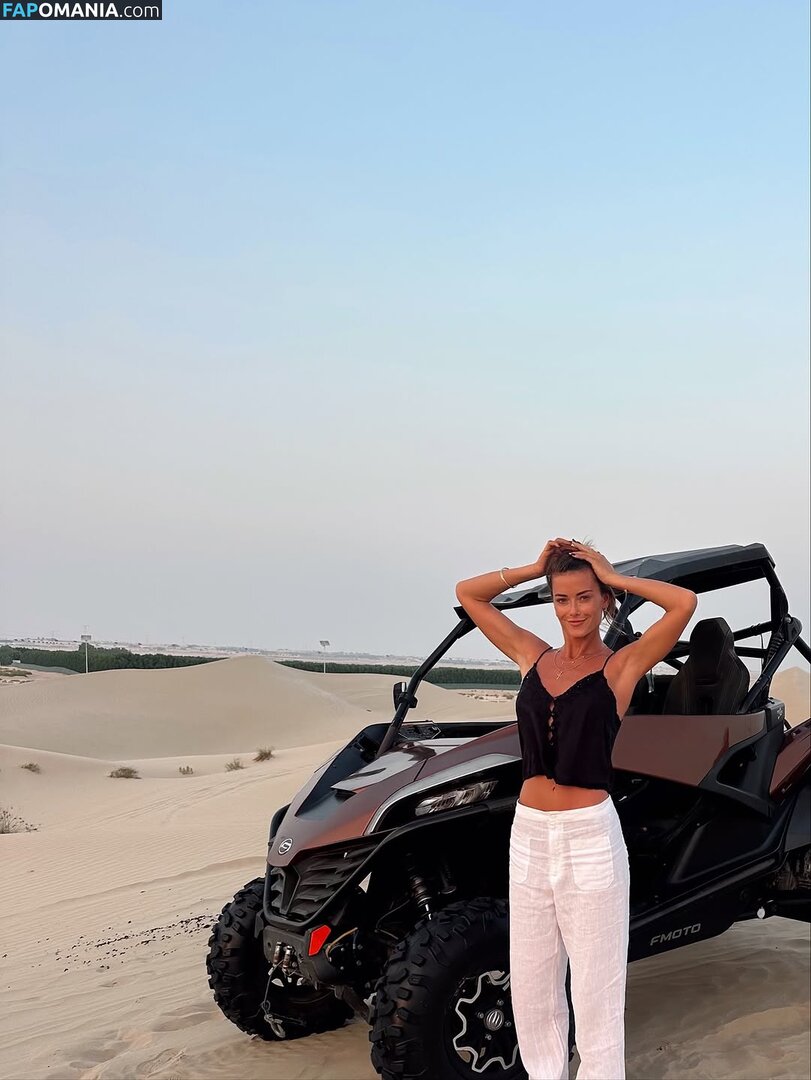 Liv Bentley / Olivia Bentley / oliviabentleyk / theoliviabentley Nago OnlyFans  Przeciekłe zdjęcie #4