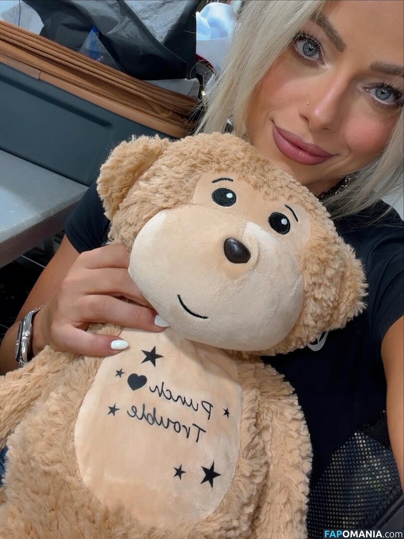 Liv Morgan / https: / yaonlylivvonce Nago OnlyFans  Przeciekłe zdjęcie #1006