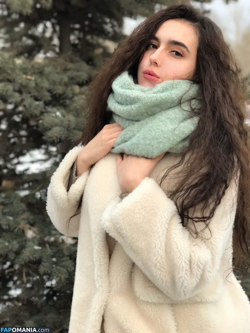 Lizzi69 / lizablack69 / maltseva693 / u127767299 Nago OnlyFans  Przeciekłe zdjęcie #10