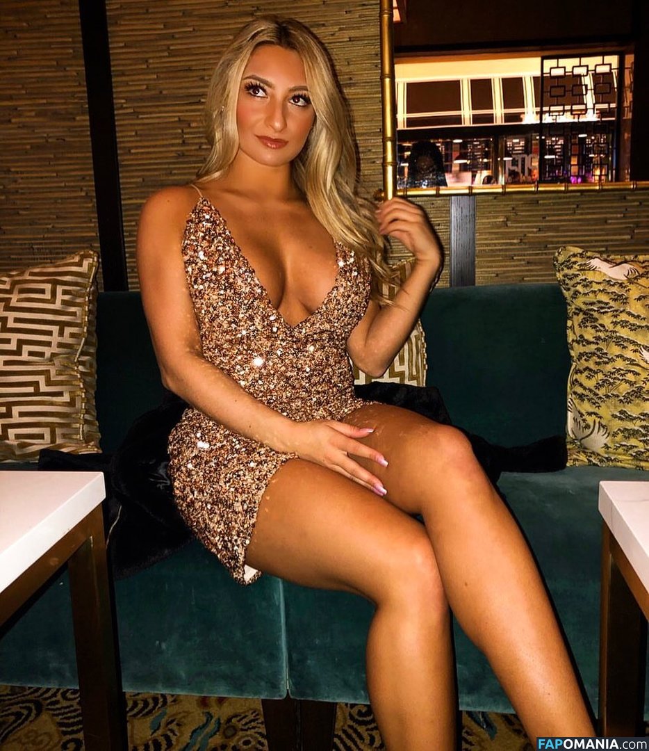 Lizzy Decologero Nago OnlyFans  Przeciekłe zdjęcie #11