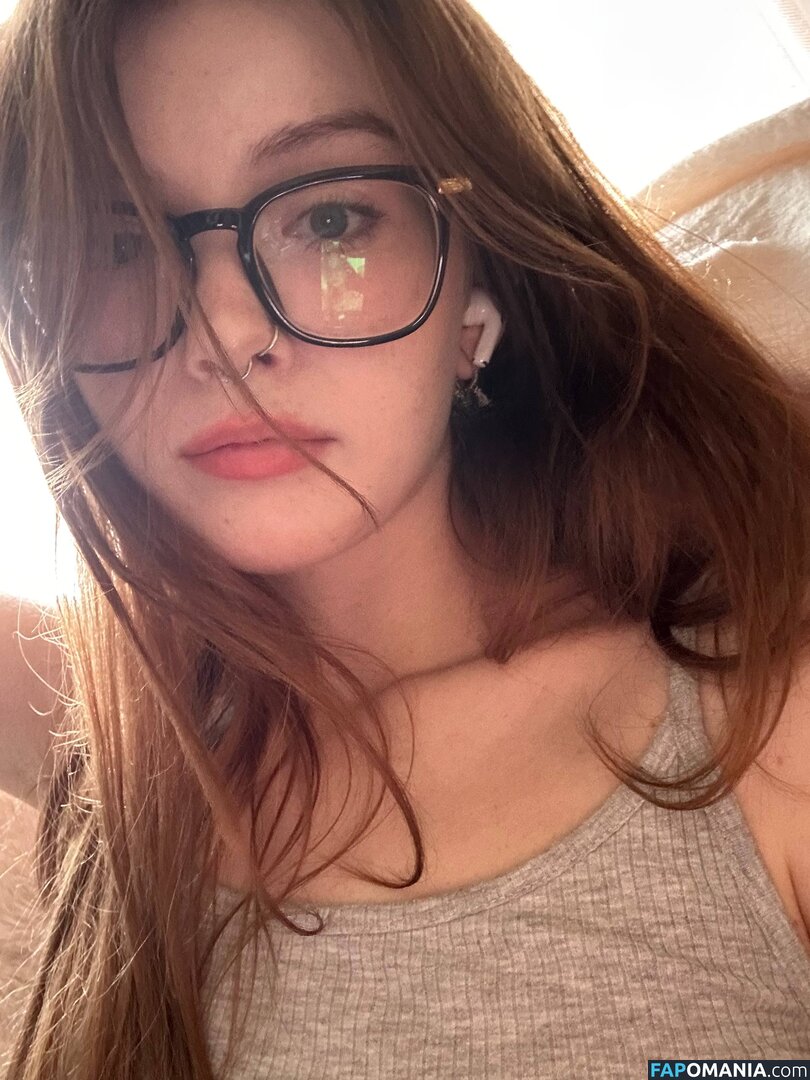 Ljinzer  / Ljinzer / linzarrd / Linzefeet / linzzzer / linziier / joleenlunzer Nago OnlyFans  Przeciekłe zdjęcie #1