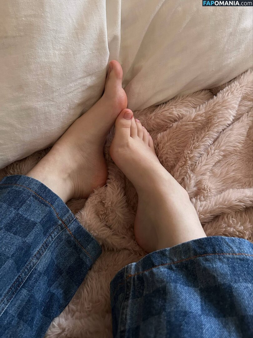 Ljinzer  / Ljinzer / linzarrd / Linzefeet / linzzzer / linziier / joleenlunzer Nago OnlyFans  Przeciekłe zdjęcie #2