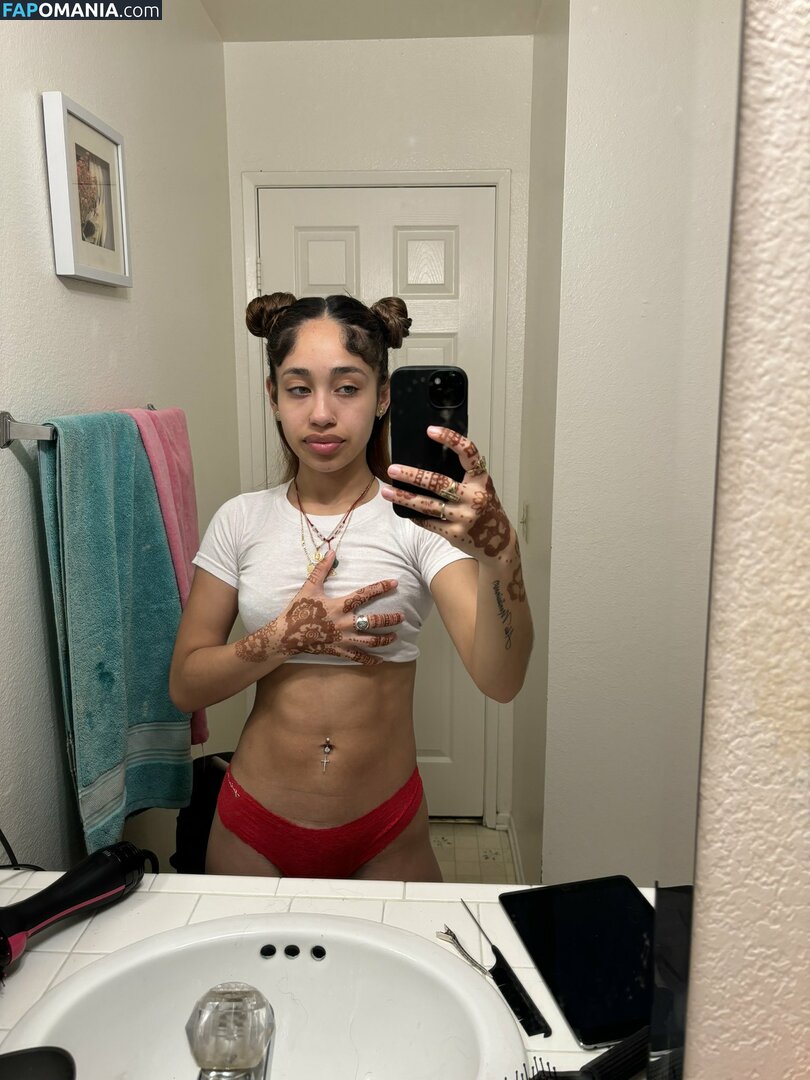 llupee.e / lupefree / xxprettyfaacee Nago OnlyFans  Przeciekłe zdjęcie #3