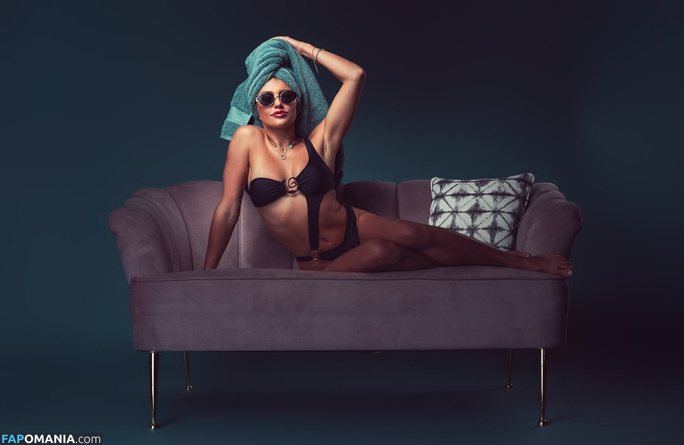 Logan Vaughan / Logan.grace / LoganGraceVaug1 / logan.grace16 Nago OnlyFans  Przeciekłe zdjęcie #8