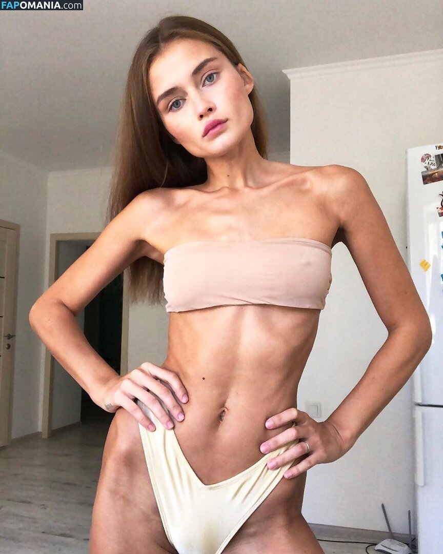 Lola Dikova / loladikovaa Nago OnlyFans  Przeciekłe zdjęcie #6