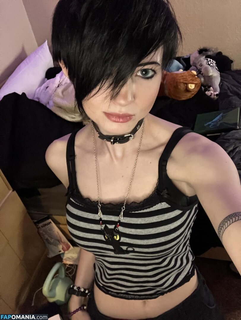 LonesomeMuse Nago OnlyFans  Przeciekłe zdjęcie #6