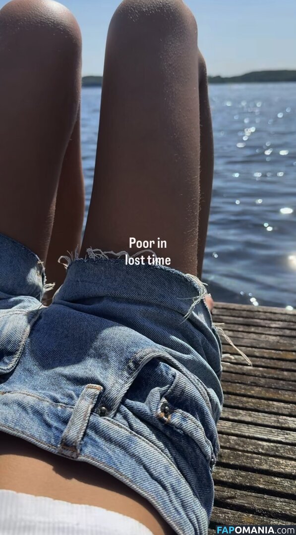 Lotta Emilie Stichler / lottastichler Nago OnlyFans  Przeciekłe zdjęcie #14