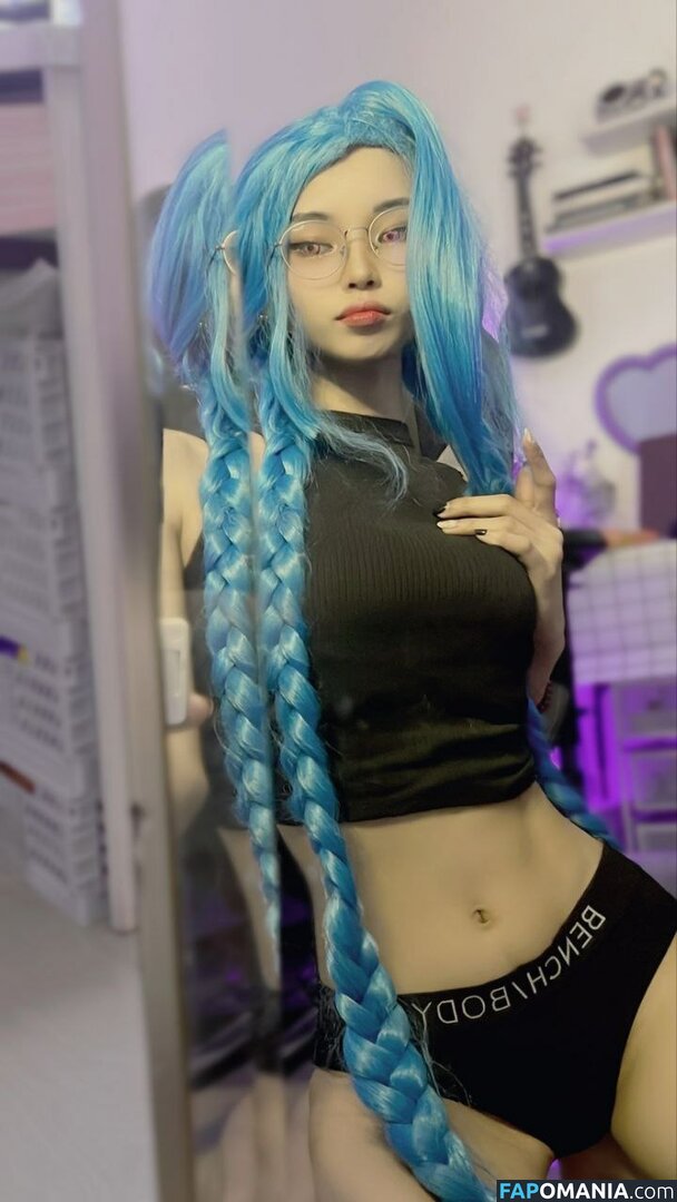 Lilith / Lou Aenlle / llthidk Nago OnlyFans  Przeciekłe zdjęcie #29