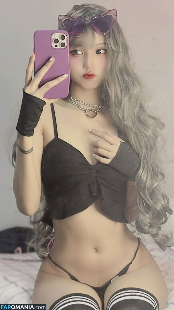 Lilith / Lou Aenlle / llthidk Nago OnlyFans  Przeciekłe zdjęcie #76