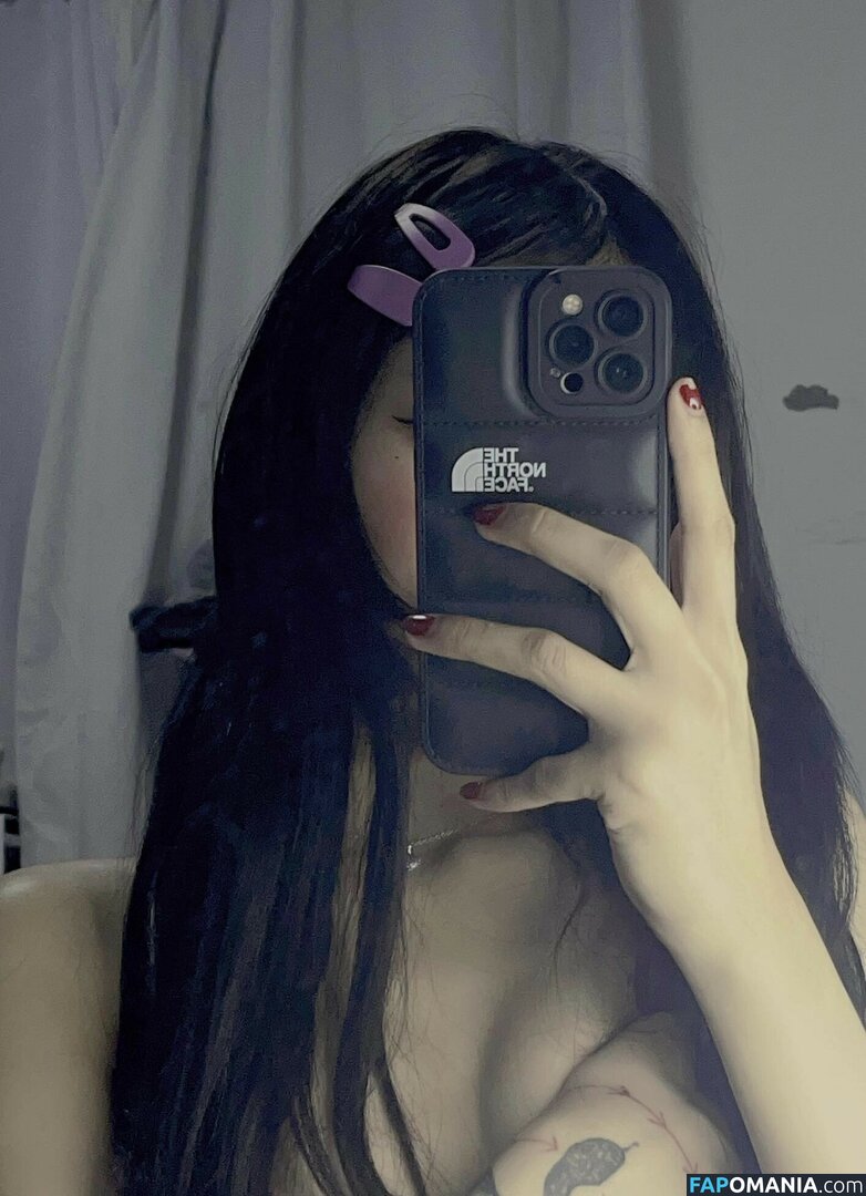 Lilith / Lou Aenlle / llthidk Nago OnlyFans  Przeciekłe zdjęcie #97