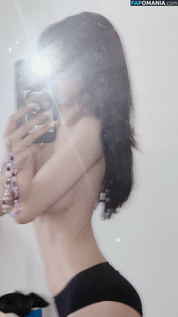 Lilith / Lou Aenlle / llthidk Nago OnlyFans  Przeciekłe zdjęcie #161