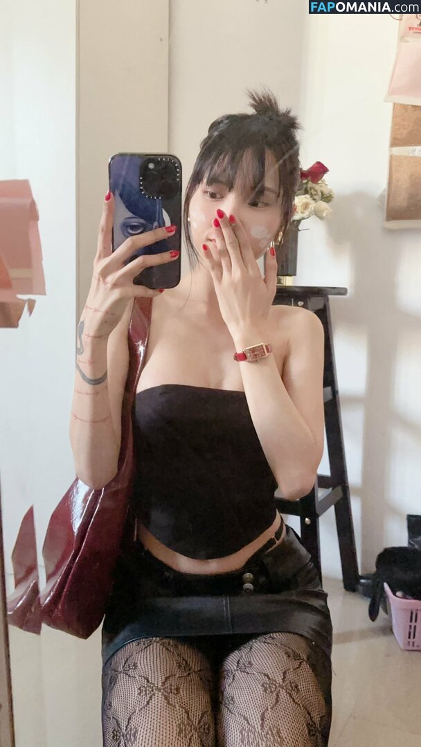 Lilith / Lou Aenlle / llthidk Nago OnlyFans  Przeciekłe zdjęcie #173
