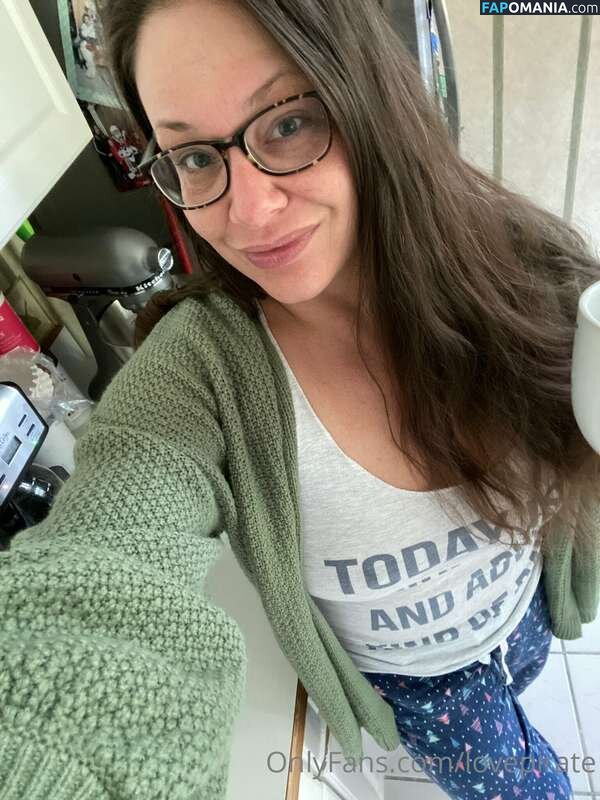 LovePirate Nago OnlyFans  Przeciekłe zdjęcie #2