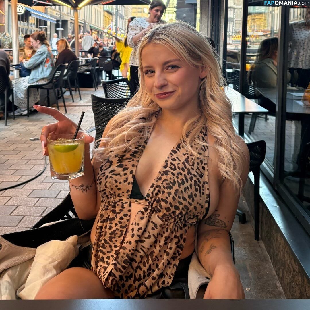 luceoliviaxo / lucyxoliviaa Nago OnlyFans  Przeciekłe zdjęcie #5