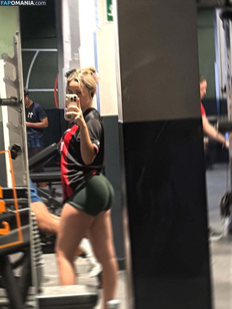 Lucia Balaguer / luciabalaguerr Nago OnlyFans  Przeciekłe zdjęcie #12