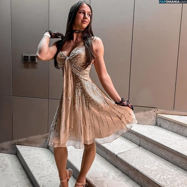 Lucia Mikusova / lucia_mikusova Nago OnlyFans  Przeciekłe zdjęcie #17