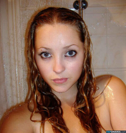 Lucy Collett / Lucy Vixen / Lucyv / lucyvixen Nago OnlyFans  Przeciekłe zdjęcie #10