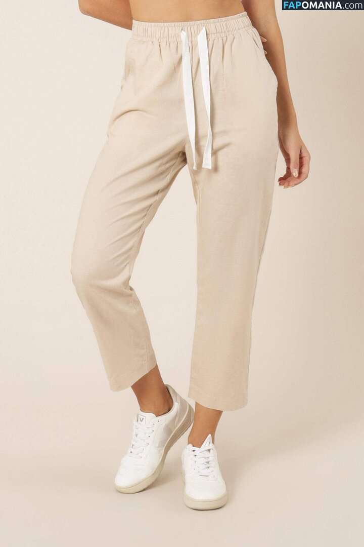 Lucy Sand Nago OnlyFans  Przeciekłe zdjęcie #2