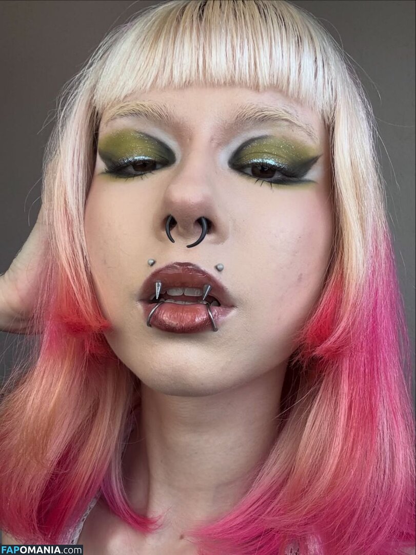 Luh Setra / luhsetraoficial Nago OnlyFans  Przeciekłe zdjęcie #3