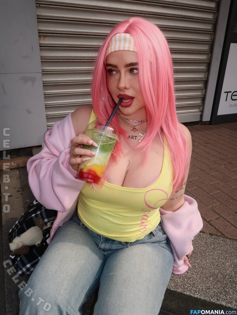 Luisa Früh / frluuisa Nago OnlyFans  Przeciekłe zdjęcie #5