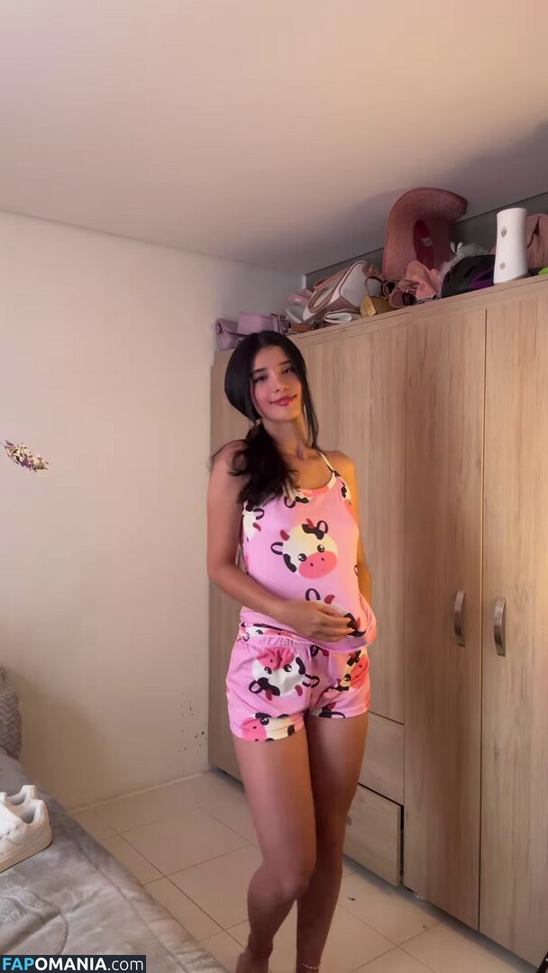 Luisa Valencia / lu_valenciaz Nago OnlyFans  Przeciekłe zdjęcie #8