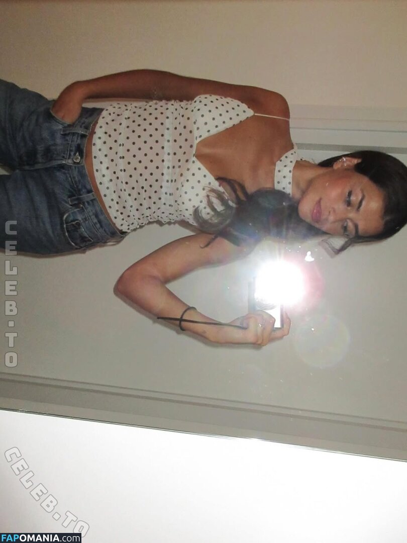 Luisinha Oliveira / luisinha_oliveira / luisinhaoliveira99 Nago OnlyFans  Przeciekłe zdjęcie #3