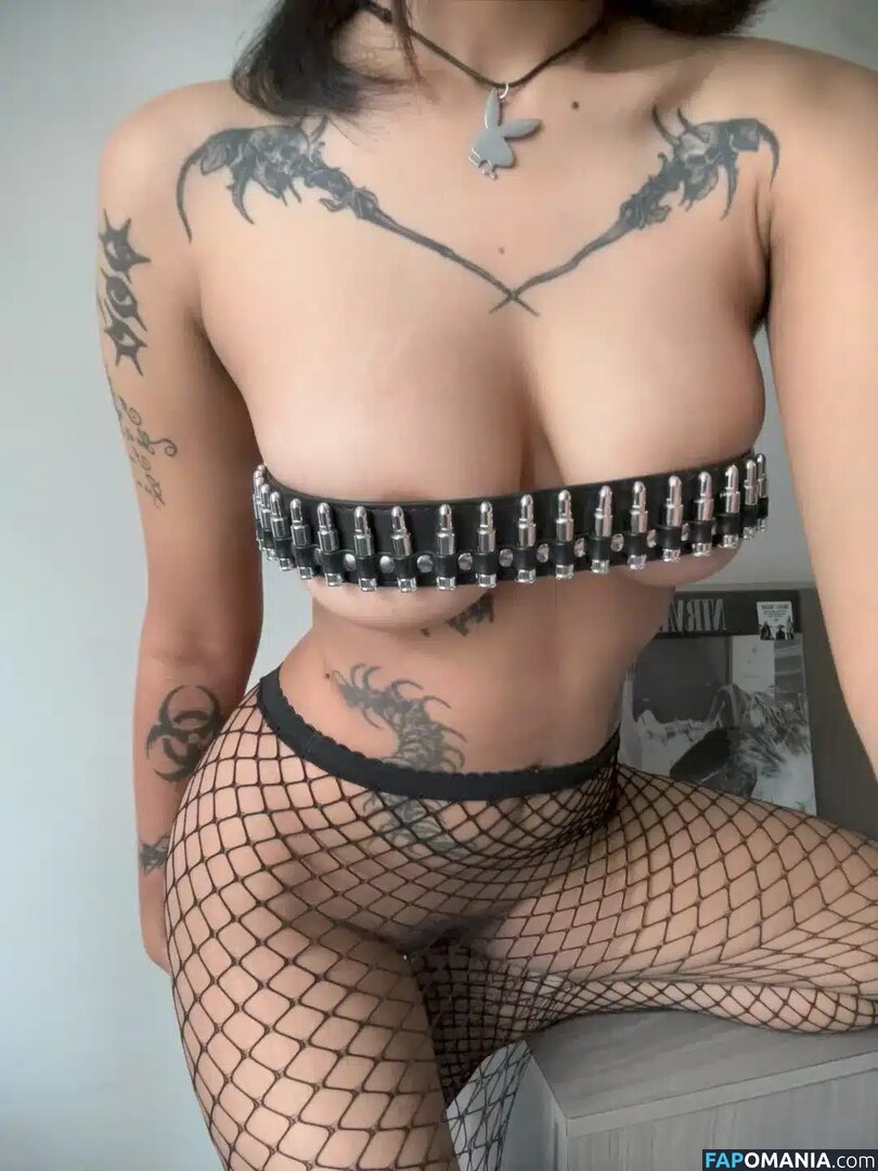Luna Domsyou Nago OnlyFans  Przeciekłe zdjęcie #4