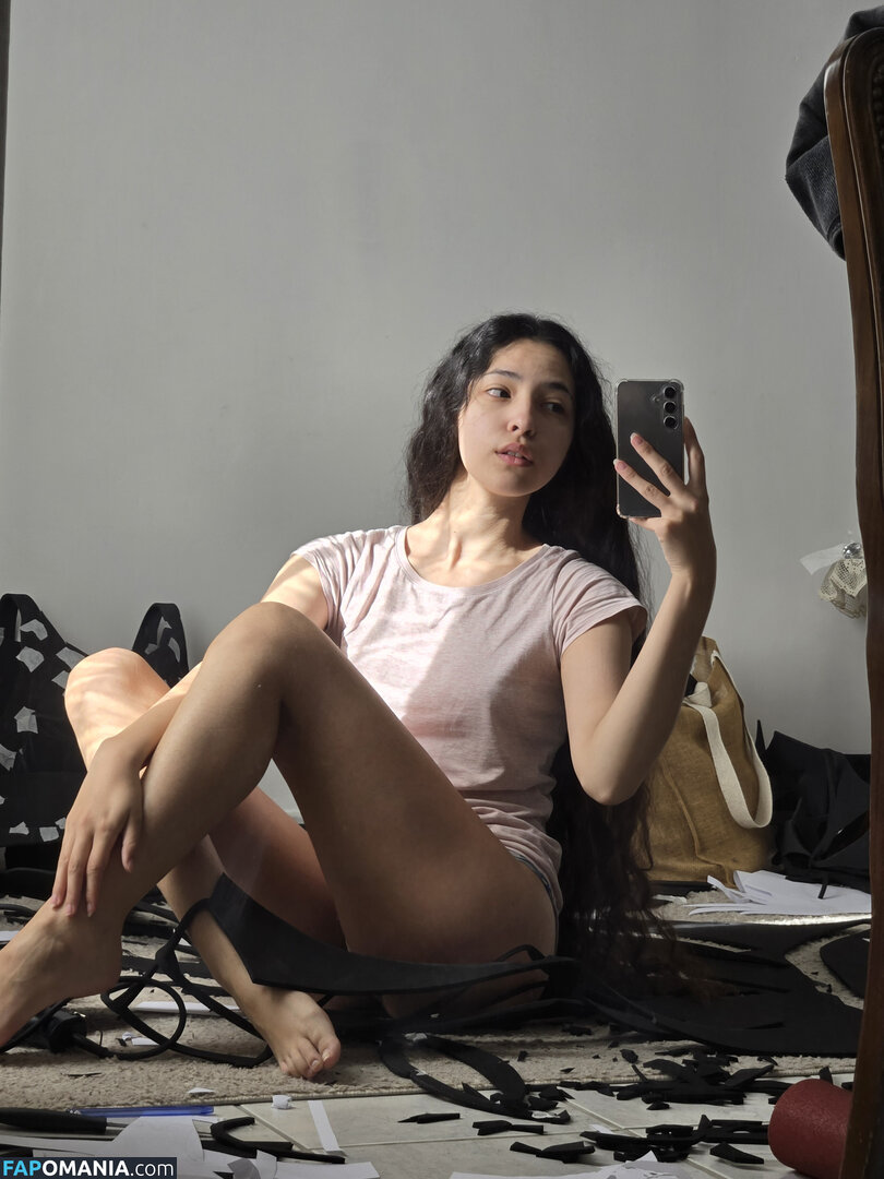 Luna Myosotis / LunaMyosotis Nago OnlyFans  Przeciekłe zdjęcie #1