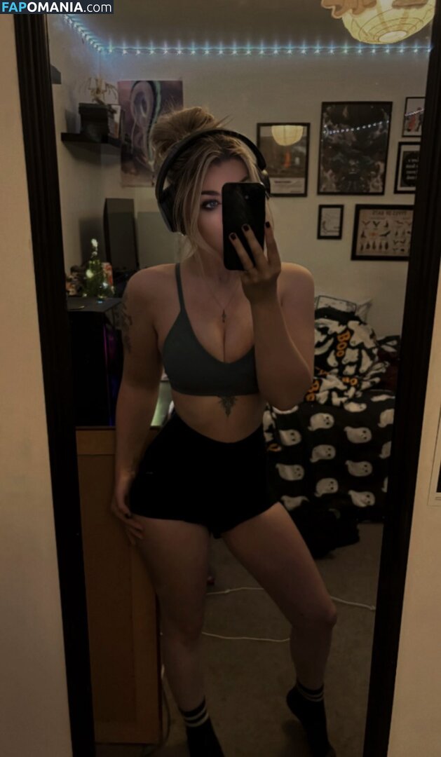 https: / luuucy813 Nago OnlyFans  Przeciekłe zdjęcie #11