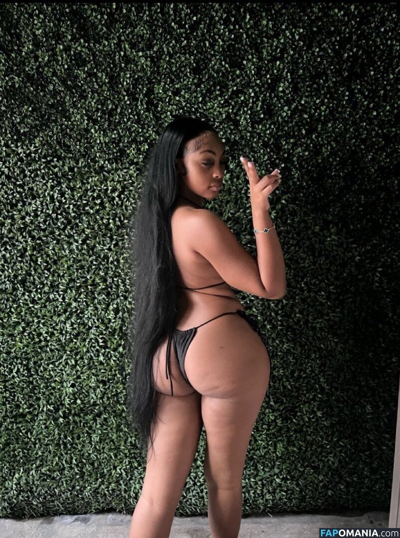 _luvalexis / https: Nago OnlyFans  Przeciekłe zdjęcie #2