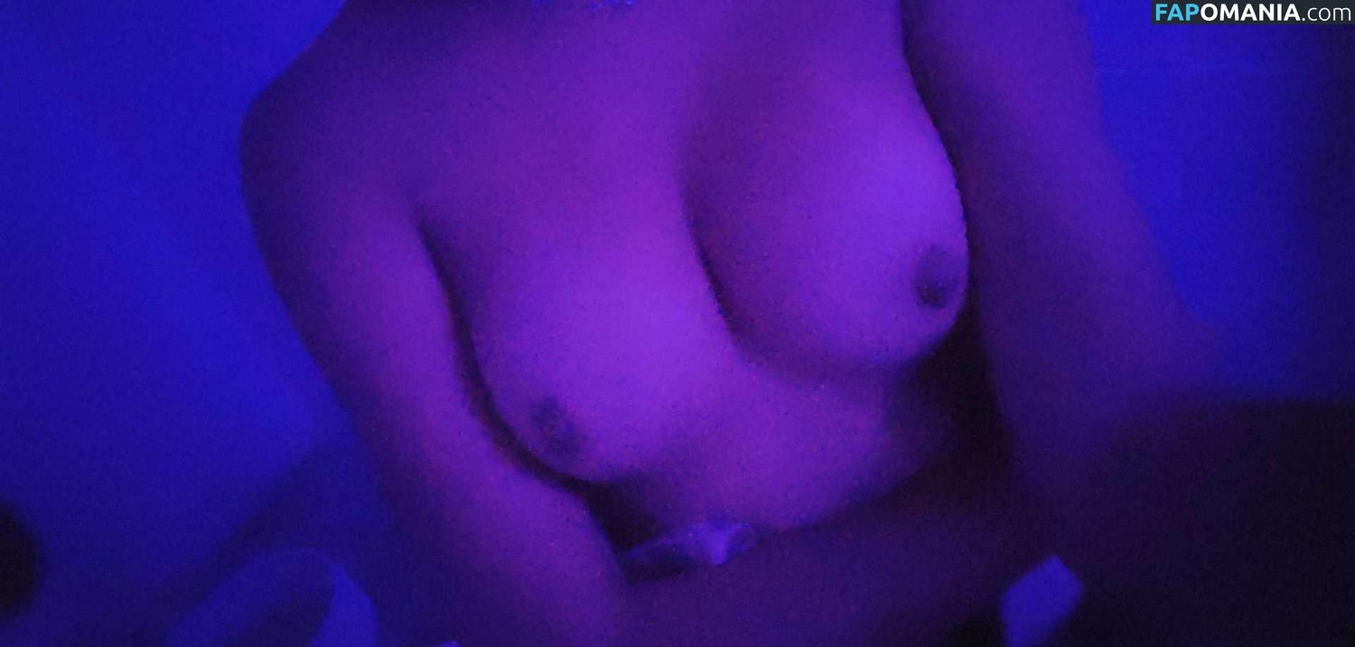 Luz Gabriela / gab_.y._ Nago OnlyFans  Przeciekłe zdjęcie #5
