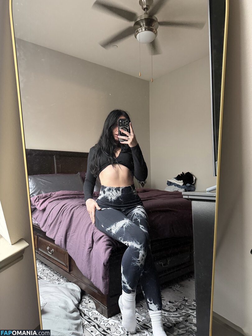 Lyndi / Lyndi__ / lindsayelizzabeth / lyndihassell Nago OnlyFans  Przeciekłe zdjęcie #3