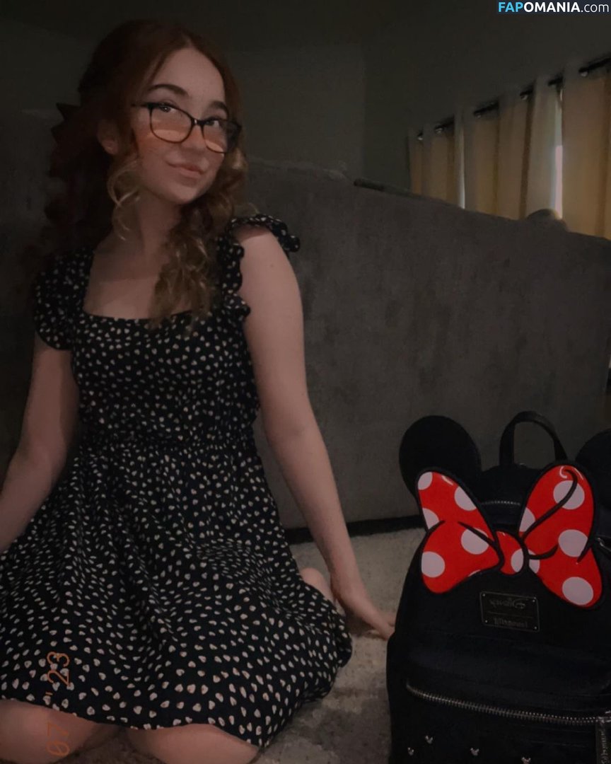 Lyssaurora Nago OnlyFans  Przeciekłe zdjęcie #18