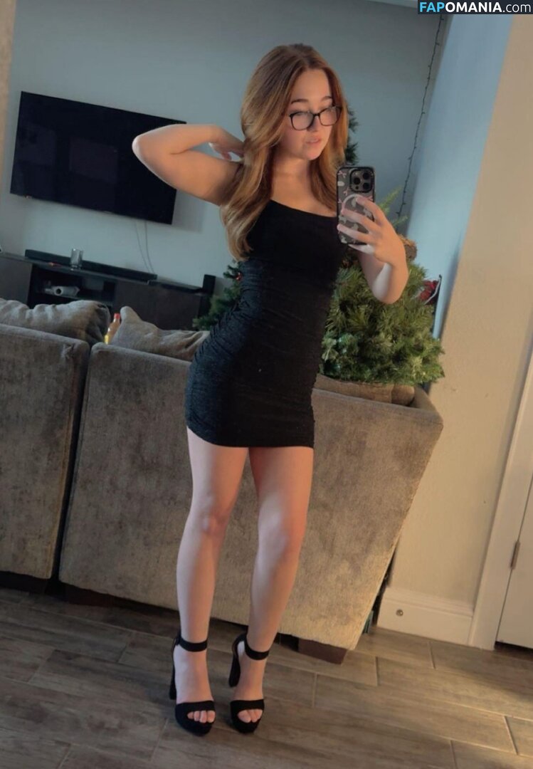 Lyssaurora Nago OnlyFans  Przeciekłe zdjęcie #250