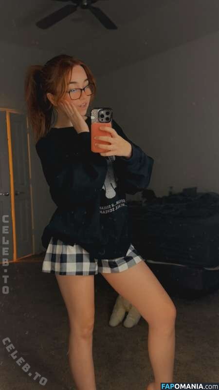Lyssaurora / https: Nago OnlyFans  Przeciekłe zdjęcie #362