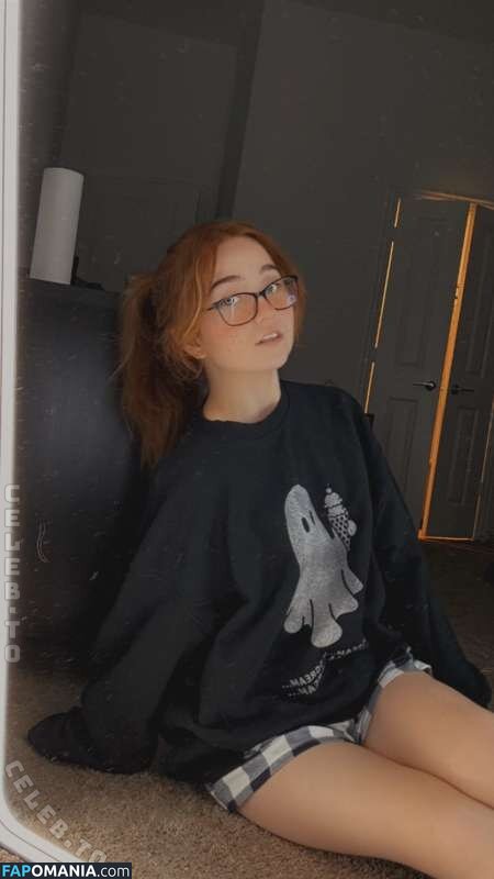Lyssaurora / https: Nago OnlyFans  Przeciekłe zdjęcie #373