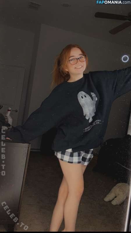 Lyssaurora / https: Nago OnlyFans  Przeciekłe zdjęcie #374