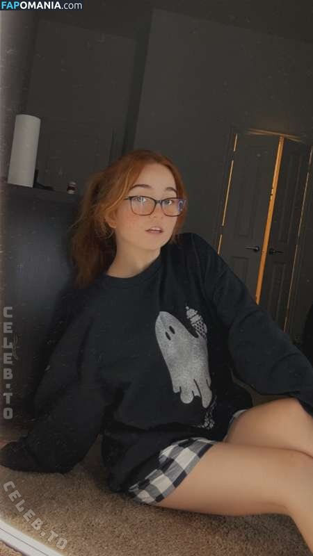 Lyssaurora / https: Nago OnlyFans  Przeciekłe zdjęcie #376