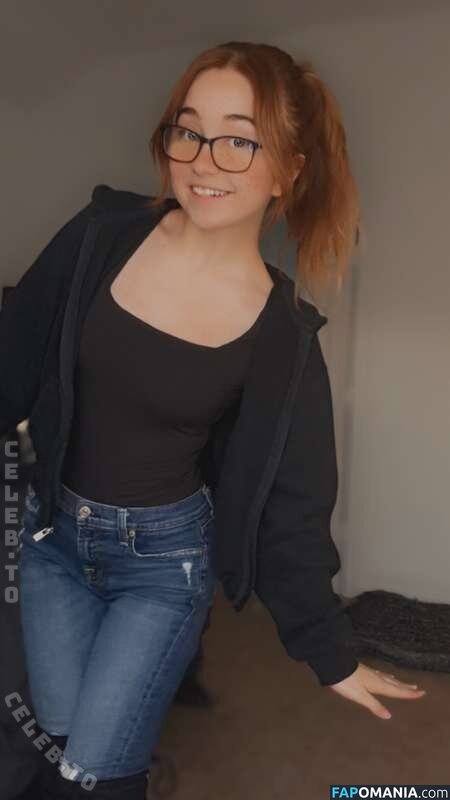 Lyssaurora / https: Nago OnlyFans  Przeciekłe zdjęcie #389
