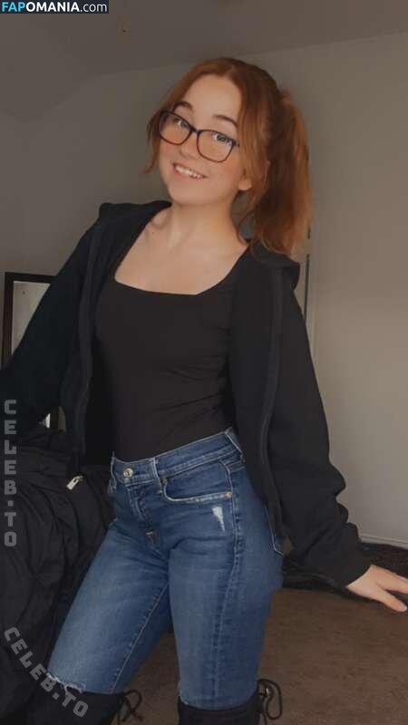 Lyssaurora / https: Nago OnlyFans  Przeciekłe zdjęcie #399