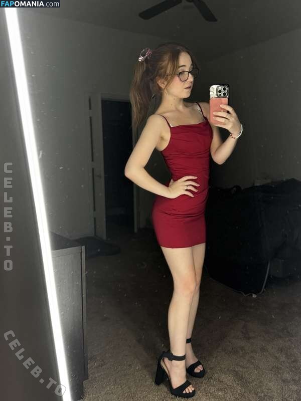 Lyssaurora / https: Nago OnlyFans  Przeciekłe zdjęcie #406