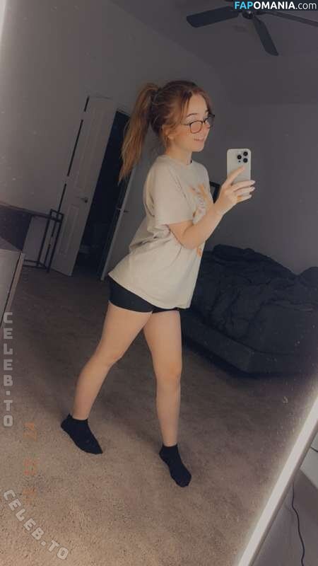 Lyssaurora / https: Nago OnlyFans  Przeciekłe zdjęcie #423