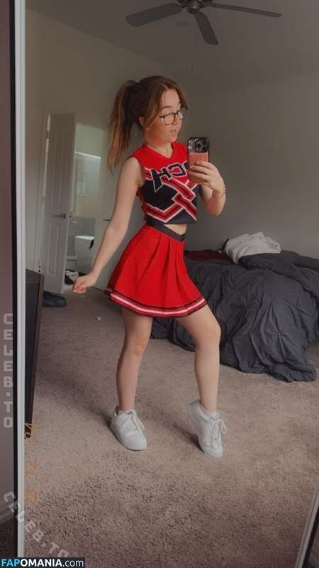 Lyssaurora / https: Nago OnlyFans  Przeciekłe zdjęcie #441