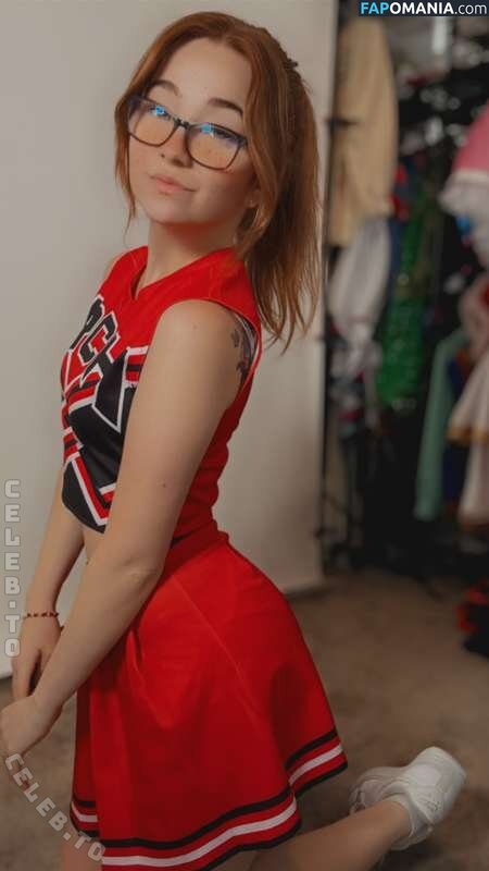 Lyssaurora / https: Nago OnlyFans  Przeciekłe zdjęcie #457