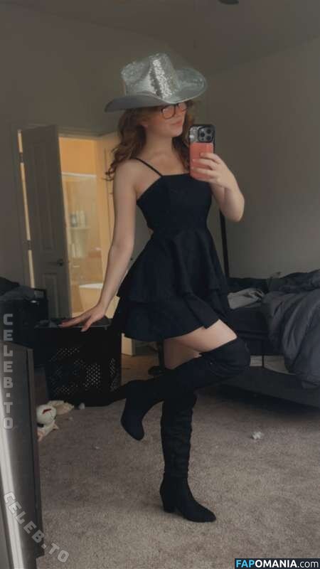 Lyssaurora / https: Nago OnlyFans  Przeciekłe zdjęcie #477