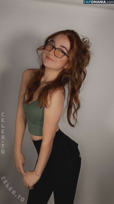 Lyssaurora / https: Nago OnlyFans  Przeciekłe zdjęcie #511