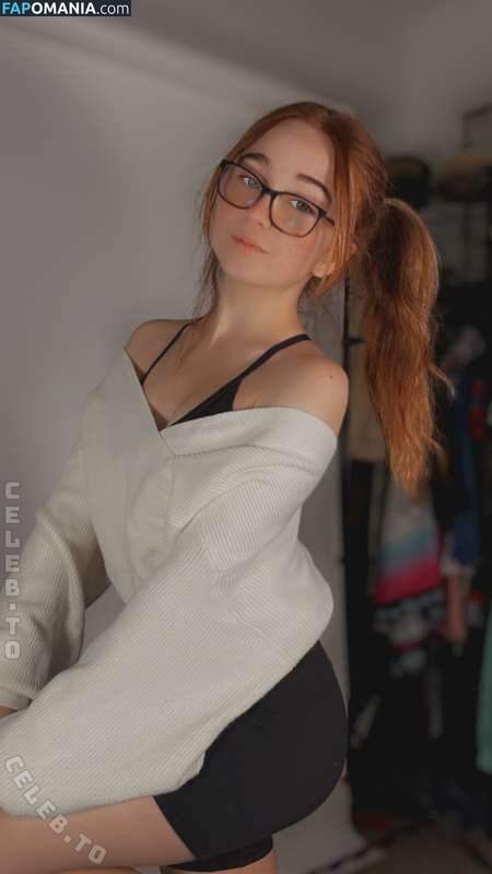 Lyssaurora / https: Nago OnlyFans  Przeciekłe zdjęcie #536