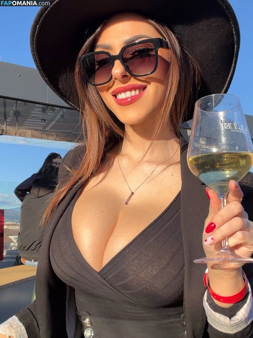 Maddalena Cabizzosu / madame_x_93 / madamex93 Nago OnlyFans  Przeciekłe zdjęcie #13