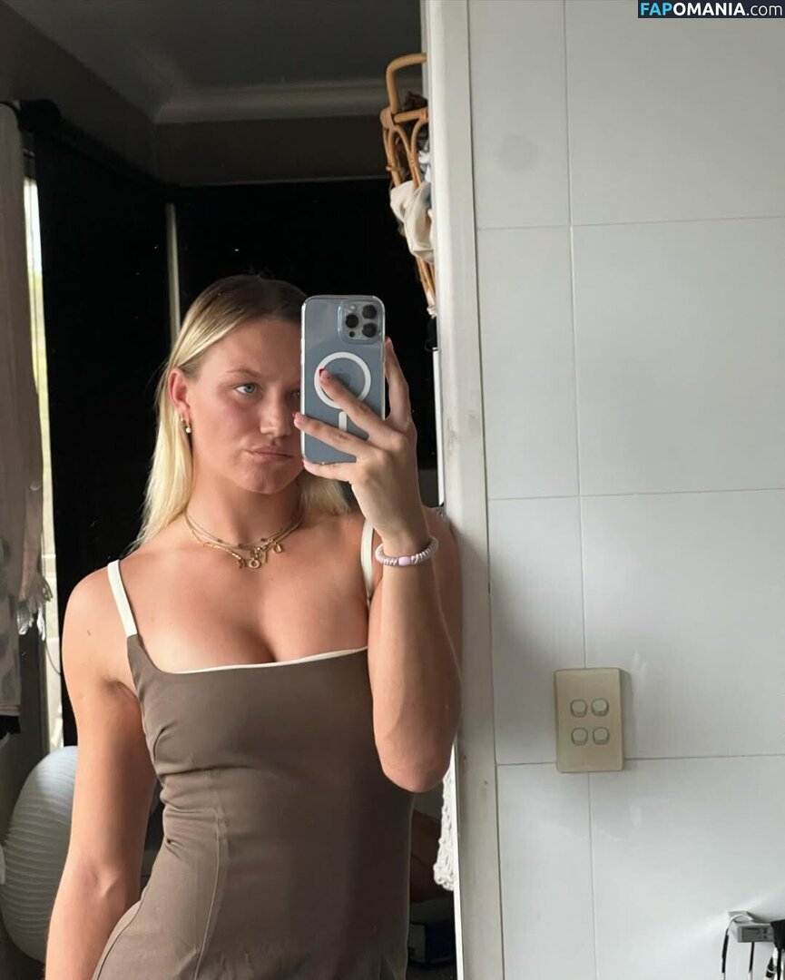 Maddison Levi / maddi_levi Nago OnlyFans  Przeciekłe zdjęcie #4